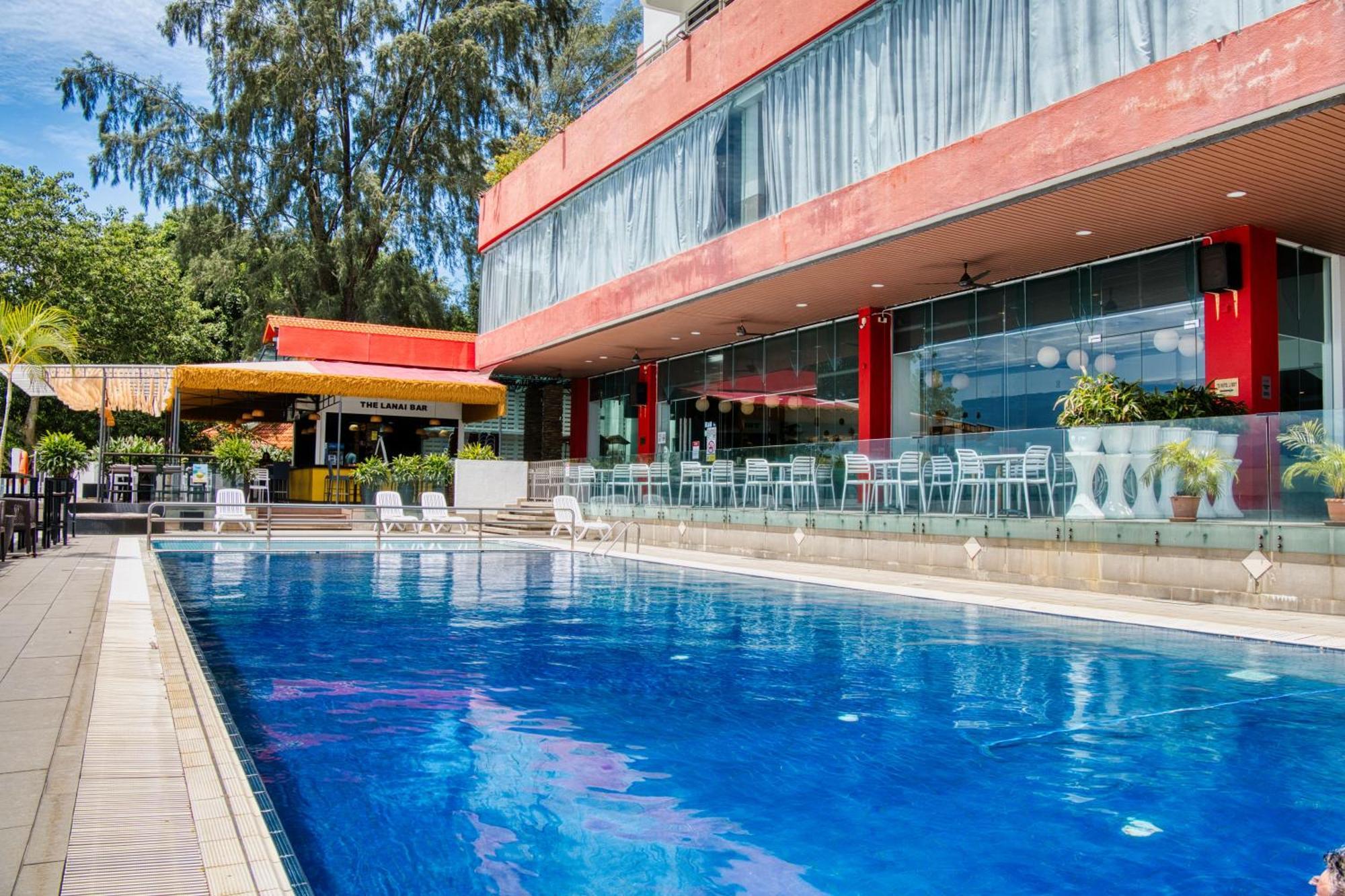 Sentral Seaview @ ​beachfront