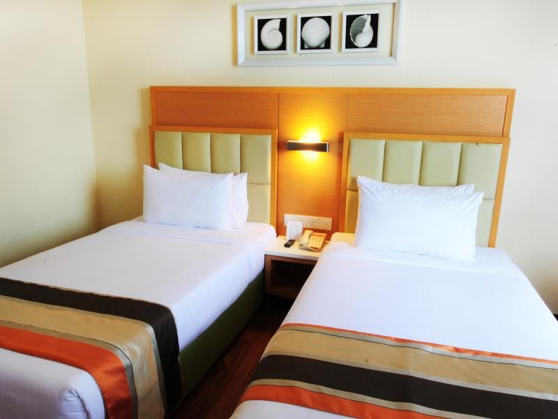 Sentral Seaview @ ​beachfront Hotel